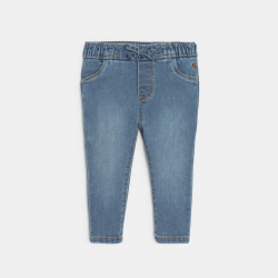 بنطال ترنج باللون الأزرق...